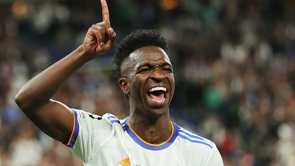 Топ-10 лучших вингеров сезона 2022/23 по версии S90